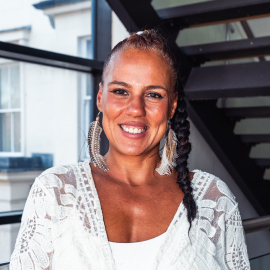 Juliana Pinheiro Landim,<br />
Katumba